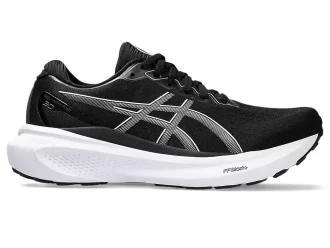 GEL-KAYANO 30 SCHMALE STRASSE GETESTET