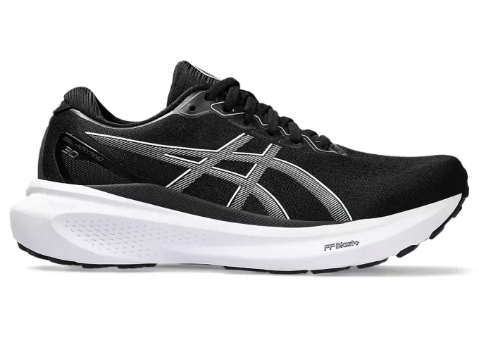 GEL-KAYANO 30 SCHMALE STRASSE GETESTET