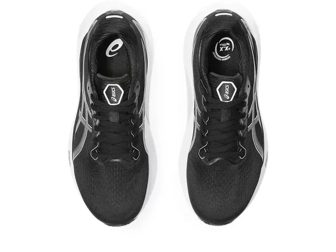 GEL-KAYANO 30 SCHMALE STRASSE GETESTET