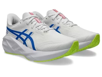 NOVABLAST 5 ASICS TRACK CLUB
