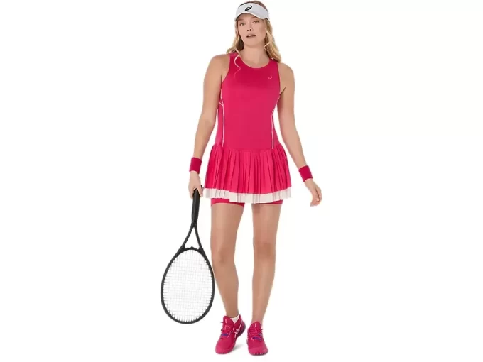 PASSENDES KLEID