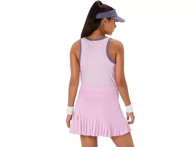 PASSENDES KLEID