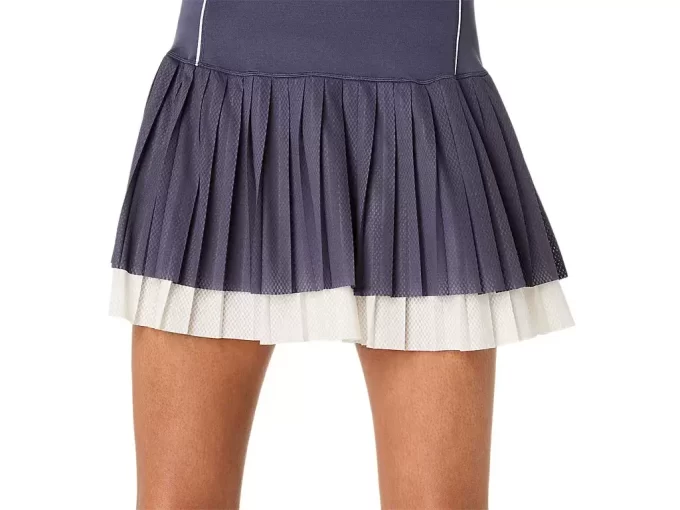 PASSENDES KLEID