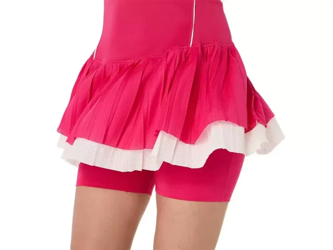 PASSENDES KLEID