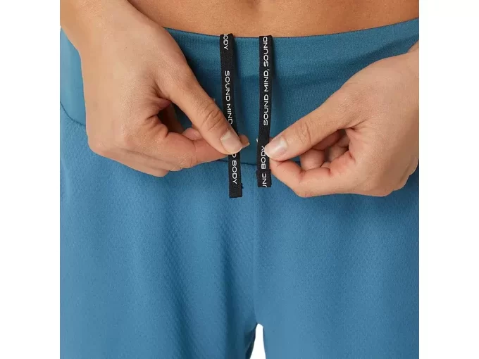 VENTILATE 2-N-1 3,5-Zoll-Shorts für Damen